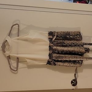 Francesca's romper Size medium